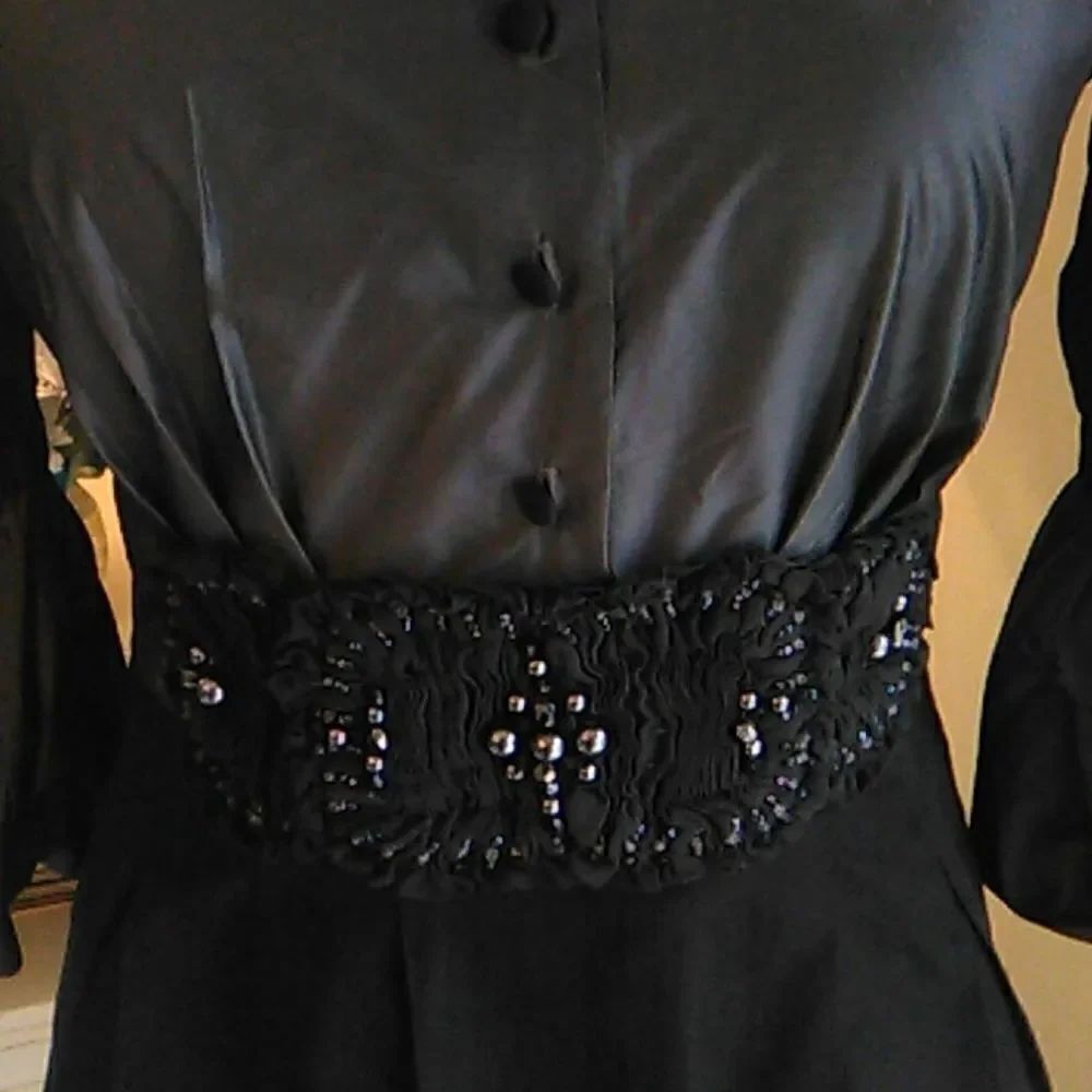 BCBGMaxAzria   - Picture 5 of 13